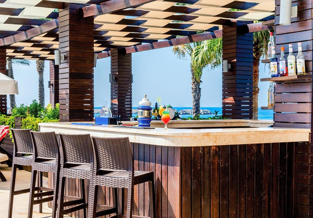 Vuni Palace Luxury Resort & Beach & Casino Kyrenia  Exterior foto