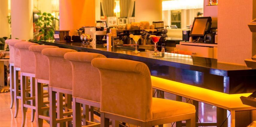 Vuni Palace Luxury Resort & Beach & Casino Kyrenia  Exterior foto