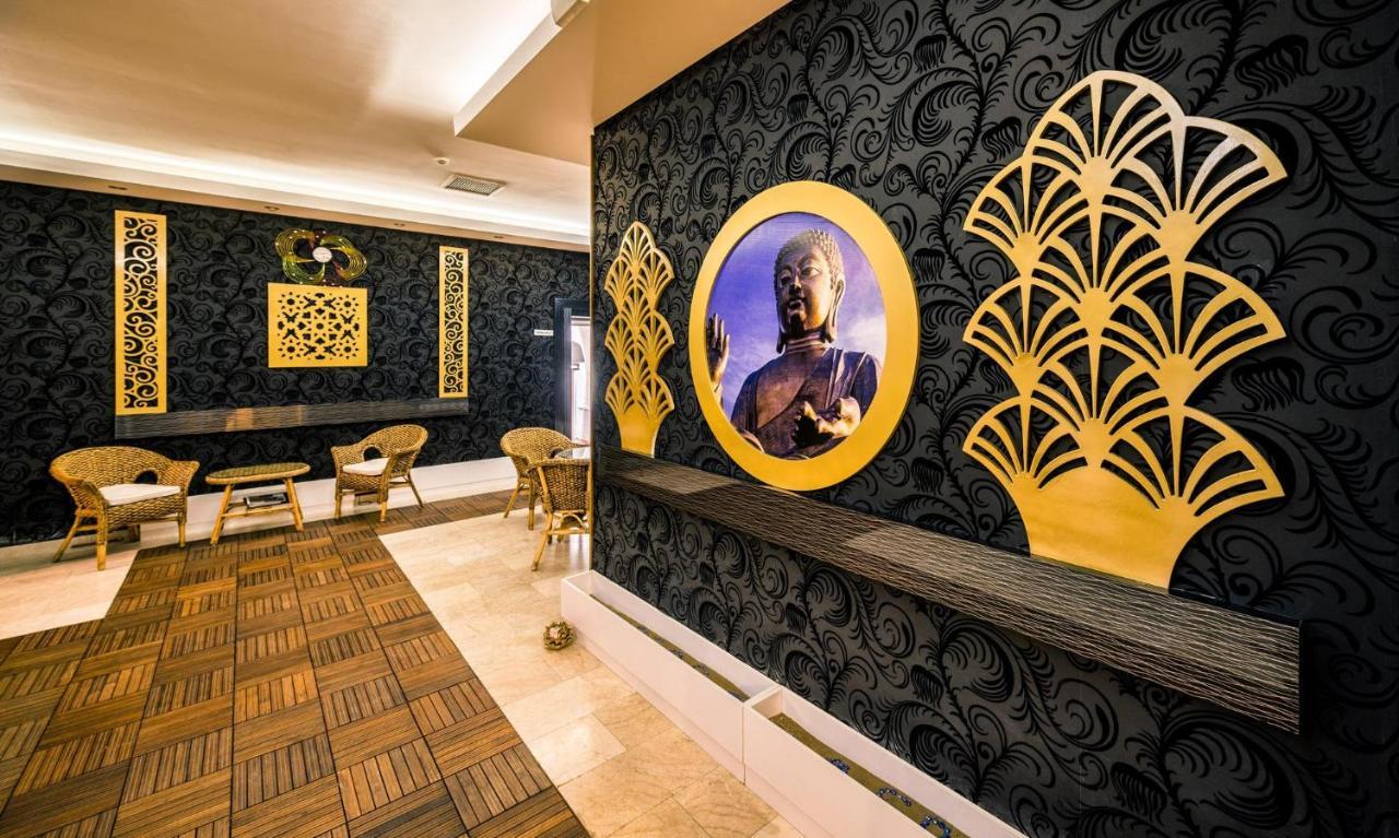 Vuni Palace Luxury Resort & Beach & Casino Kyrenia  Exterior foto